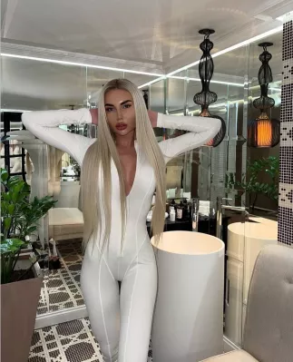 Набор девушек.