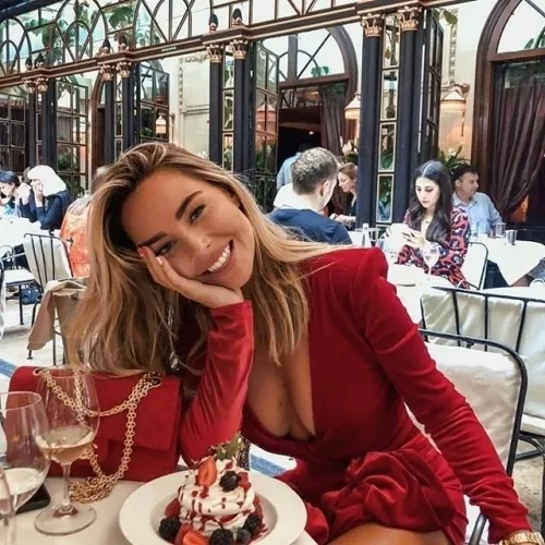 От 500 евро за смену, приглашаем девушек на работу